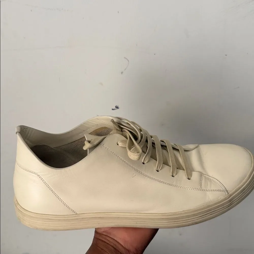 Rick Owens questions leave